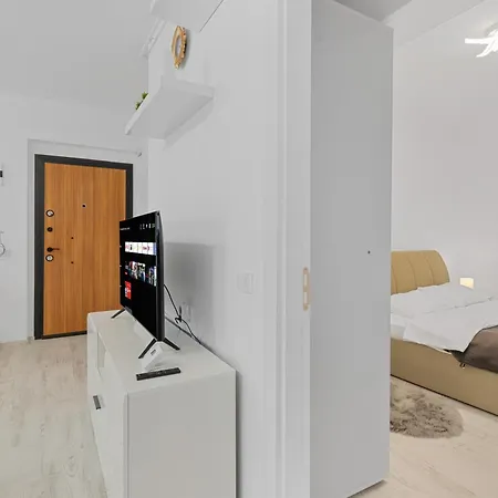 New World Militari Grand 1 Apartment