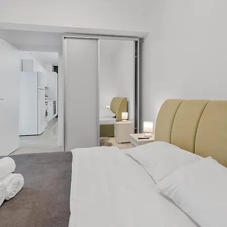 New World Militari Grand 1 Apartment