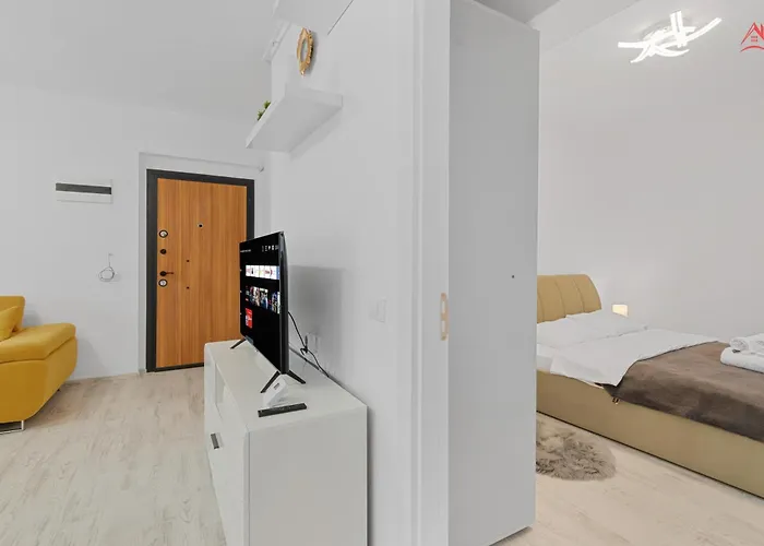 New World Militari Grand 1 Апартаменти